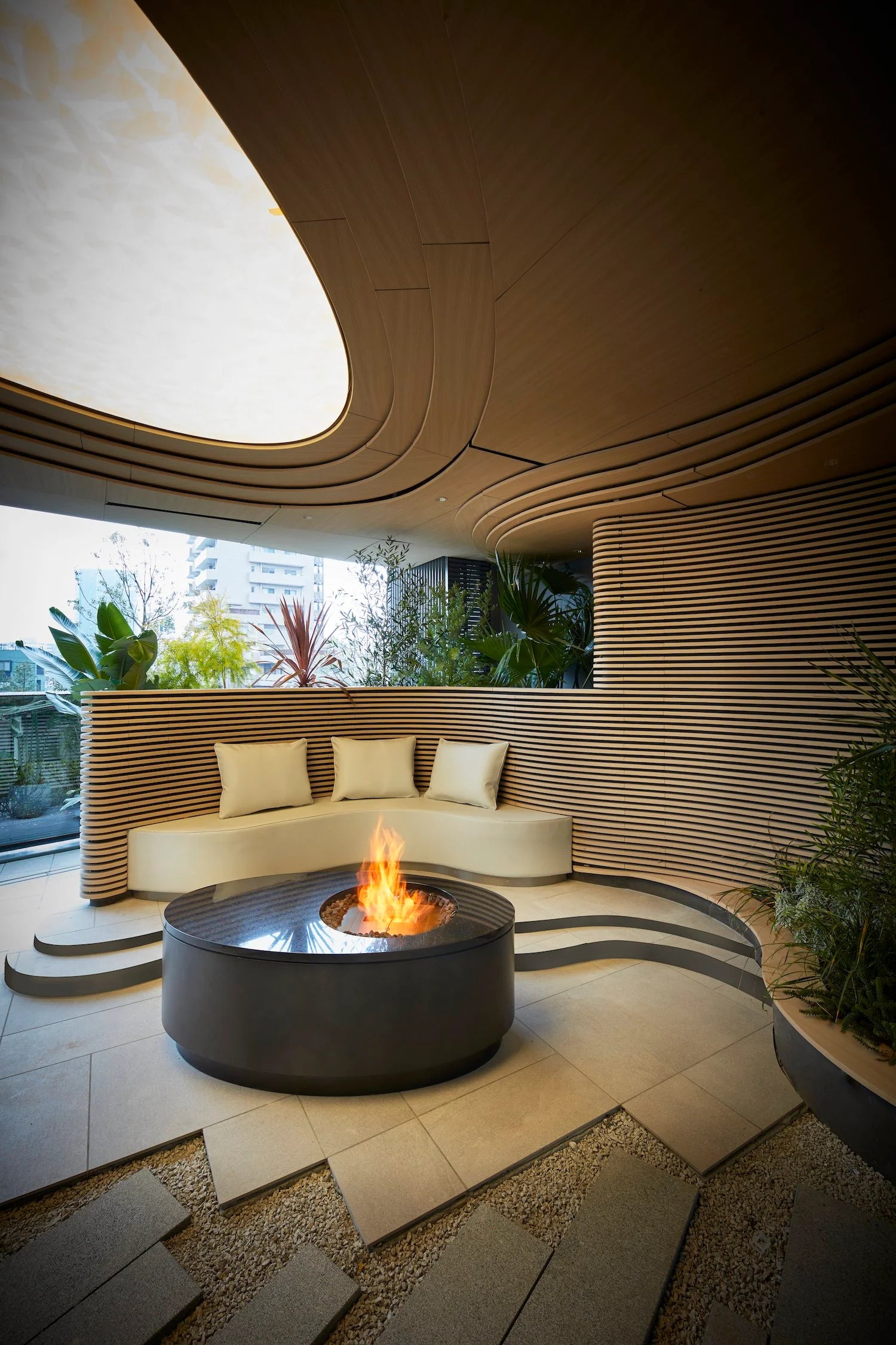 THE COURT 神宮外苑